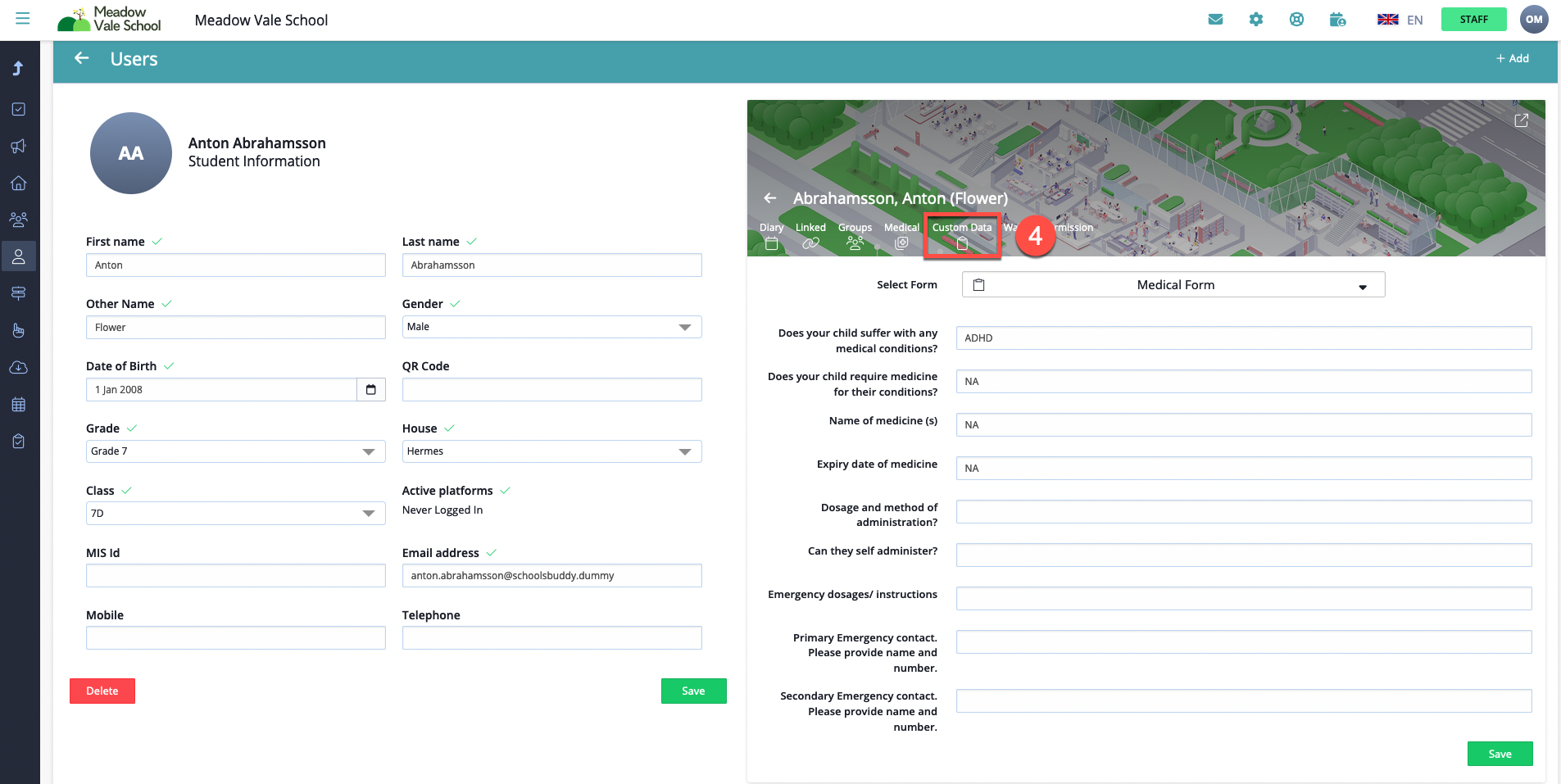 Captura de pantalla: Para ver los datos de un estudiante individual, haga clic en Recepción | Usuarios, haga clic en el estudiante y luego en Datos personalizados.