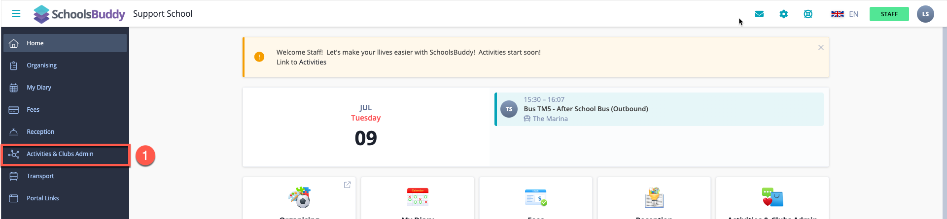 Captura de pantalla: Inicia sesión en SchoolsBuddy y haz clic en la pestaña Actividades y clubes (esta pestaña puede tener un nombre diferente para tu escuela).